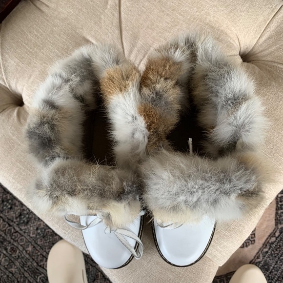 Pajar White Leather & Fox Fur Boots - Picture 8 of 8
